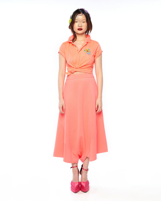 POLO TEE WITH BUTTERFLY EMBROIDERY - PEACH