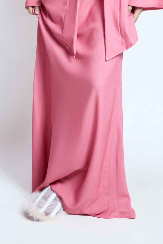 MOI BIAS CUT SKIRT - PINK